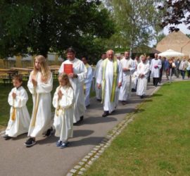 Einzug vom Pfarhofgarten…
