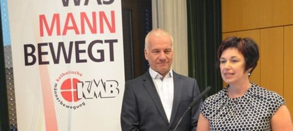 Dr. Lehner (links) und Mag.a Bitzan (links) referierten über Erwartungen von Männern und Frauen