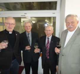 v.l. Weihbischof Dr. Franz Scharl, KMB-Diözesanobmann Helmut Wieser, Vik.Obm. Johann Schachenhuber, Vik. Obm. Richard Wagner