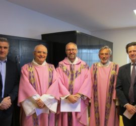 Zelebrant Pater Dr. Franz Helm mit Diakon Ing. Peter Ernst und Diakon Dr. Gerhard Stingl