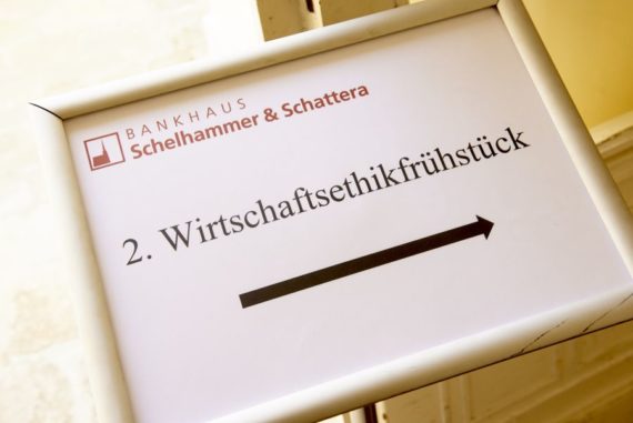 Ethik-Frühstück mit Bischof Alois Schwarz