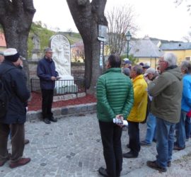 Der Bildstock „Jesus im Garten Gethsemane am Fuß des Ölbergs“ war der Beginn unserer Andacht