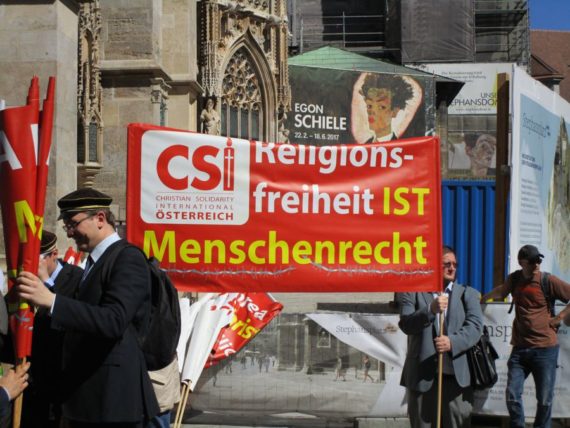 Schweigemarsch der CSI - KMB solidarisch mit verfolgten Christen
