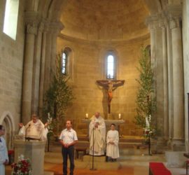 K M B Messe in der romanischen Pfarrkirche Schöngrabern