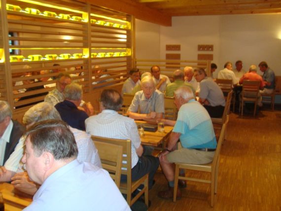 K M B Messe in der romanischen Pfarrkirche Schöngrabern