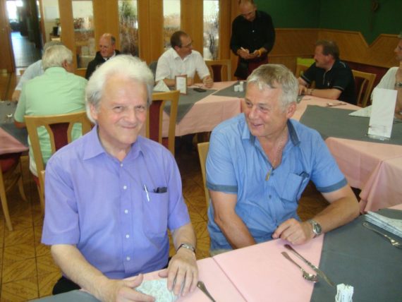 Beim gemeinsamen Mittagessen
