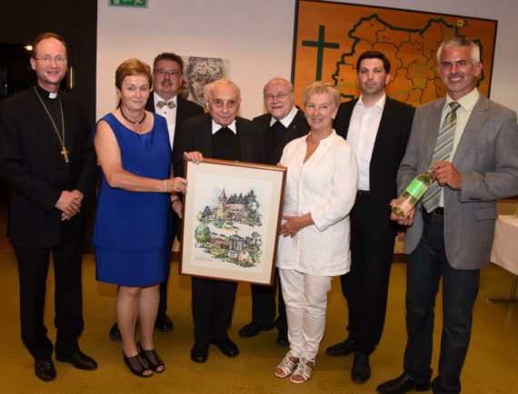 Gruppenfoto mit WB Turnovszky (links)