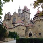 Pilgerwanderung vom Goldenen Bründl zur Burg Kreuzenstein