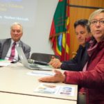 Sei So Frei / Bruder in Not Referentin Manuela Braun (im Vordergrund)