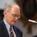 Dekanatsobmann DI Pierre Marteau bei seinem Dienst als Lektor