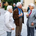 Dekanatsobmann Dr. Walter Rella im Gespräch mit dem ehemaligen Obmann Josef Kager