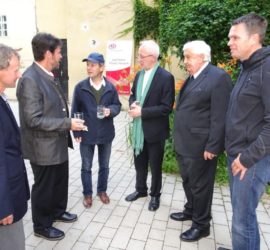 WB Scharl -„Die Starkstromleitung zu Gott ist der Weg“