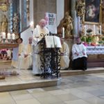 Dank und große Freude unseres beliebten Jubilars vor dem Schluss Segen