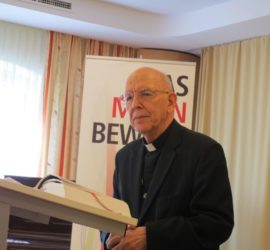 Emeritierter Bischof DDr. Klaus Küng bei seinem Referat