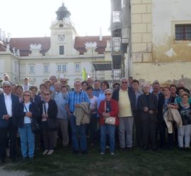Die Gruppe der Teilnhmerinnen und Teilnehmer