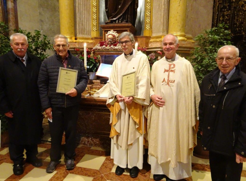 v. li.: DO Richard Wagner, VO Franz Grassl, Pfr. Richard Posch, Domdekan Rudolf Prokschi und VO Johann Schachenhuber