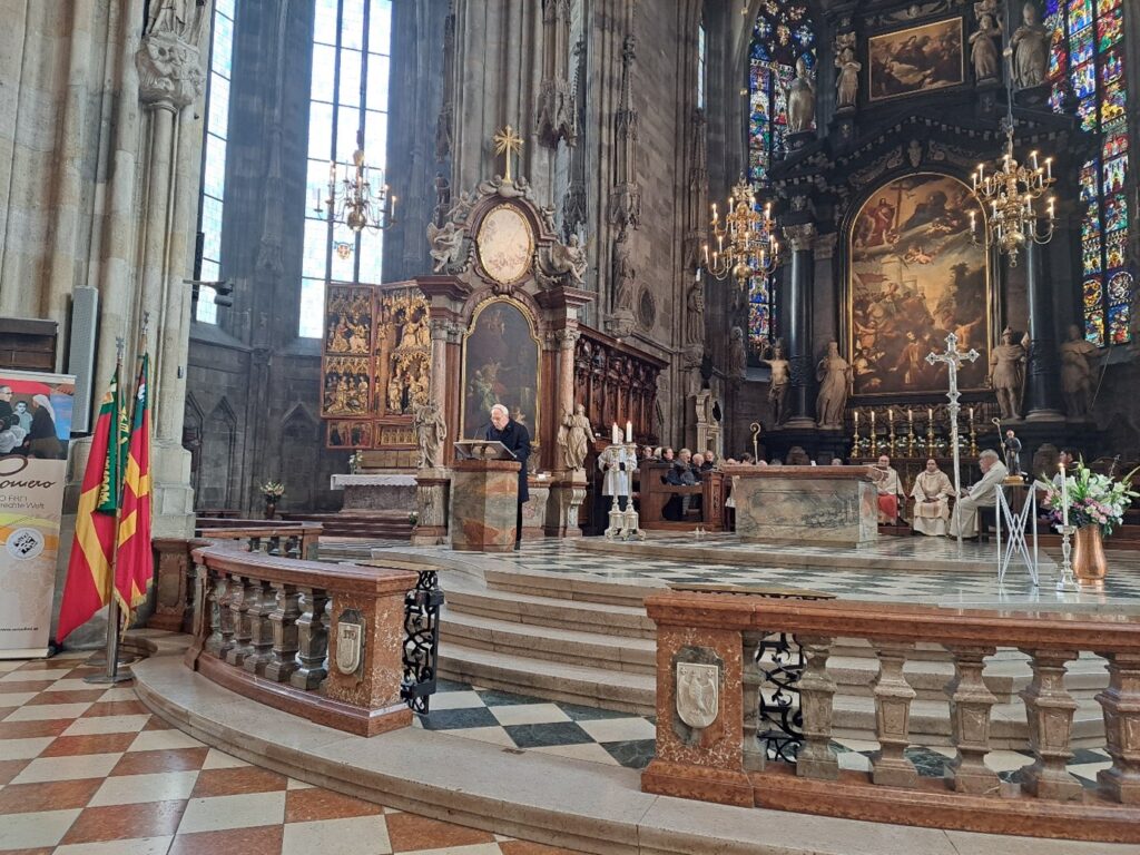 Zweite Lesung aus dem Paulus Brief an die Gemeinde in Kolossä mit Lektor Willi Weiss