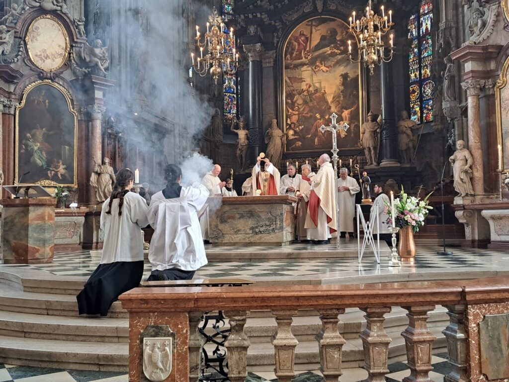Christus ist in unserer Mitte – Inzens mit Rosenweihrauch vom Berg Athos