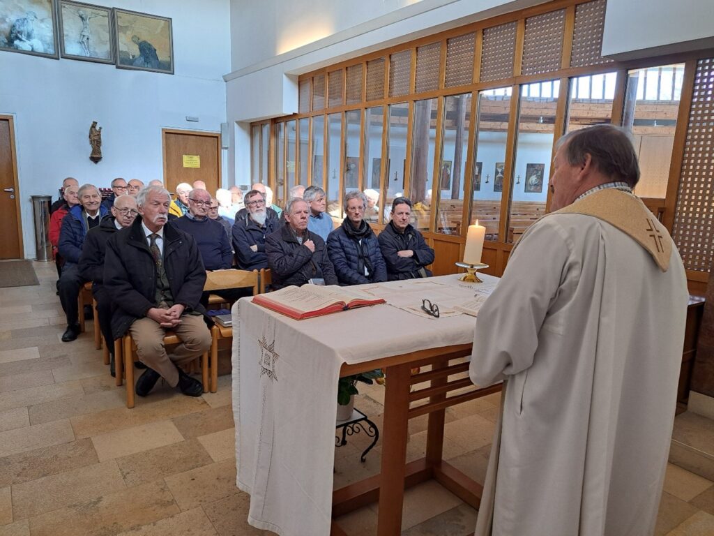 Beginn der Frühjahrskonferenz mit einer Andacht zur Osteroktav in der Kapelle